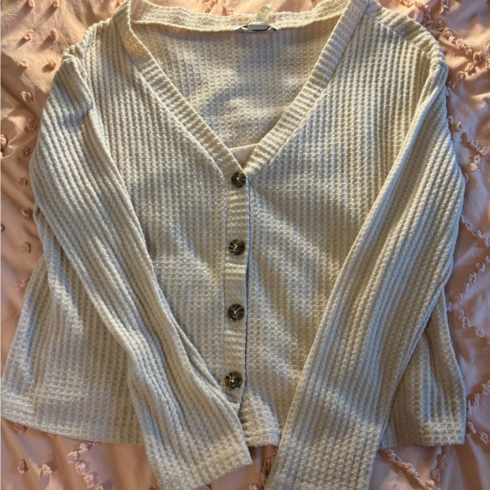 $15• vintage waffle cardigan
